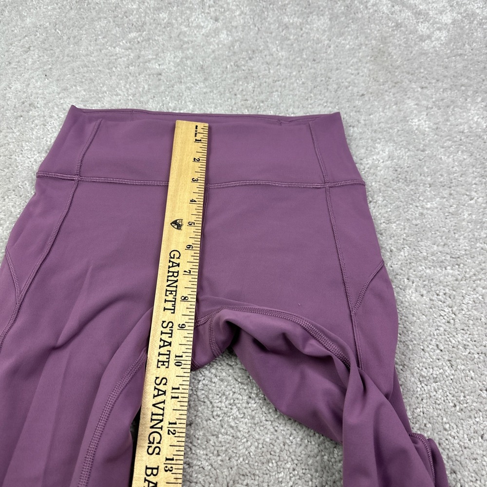 Lululemon In Movement Crop 19" Women's Size 6 Small Mulberry Everlux - Picture 5 of 6